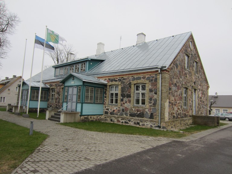 Käina vallamaja